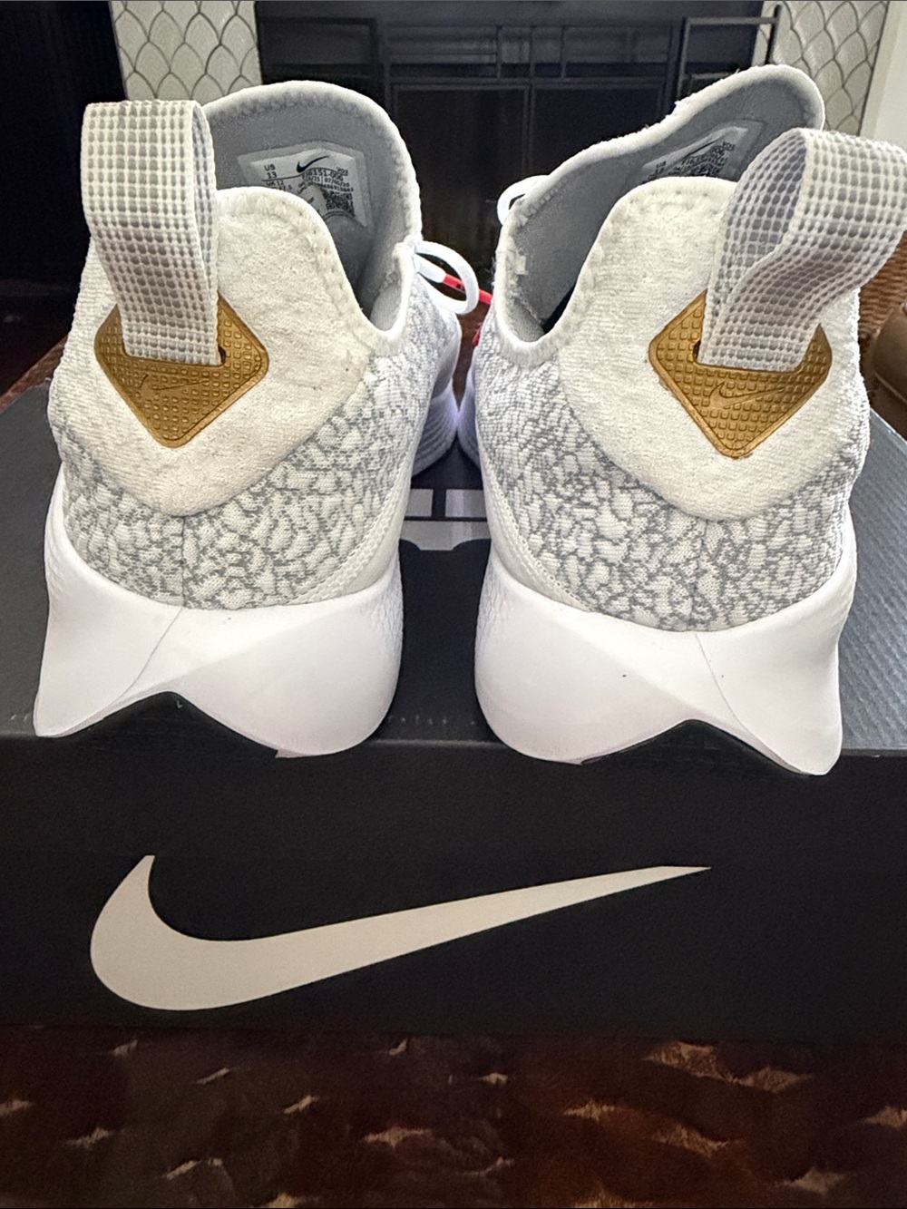 Nike LeBron TR 1 - Picture 3 of 5